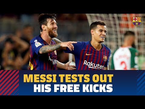 Messi warming up ahead of Barça-Alavés